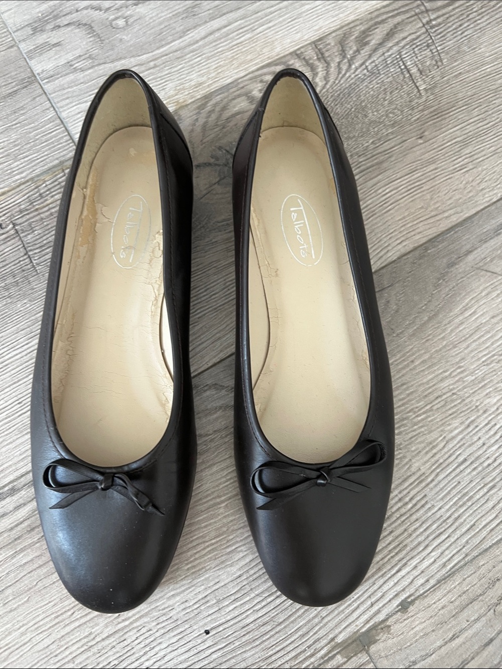 Talbots Brown Leather Ballet Flats with Small Bow Accent
